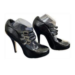 STEVE MADDEN 5” STILETTO MARY JANES TRIPLE STRAP HEELS, 10M